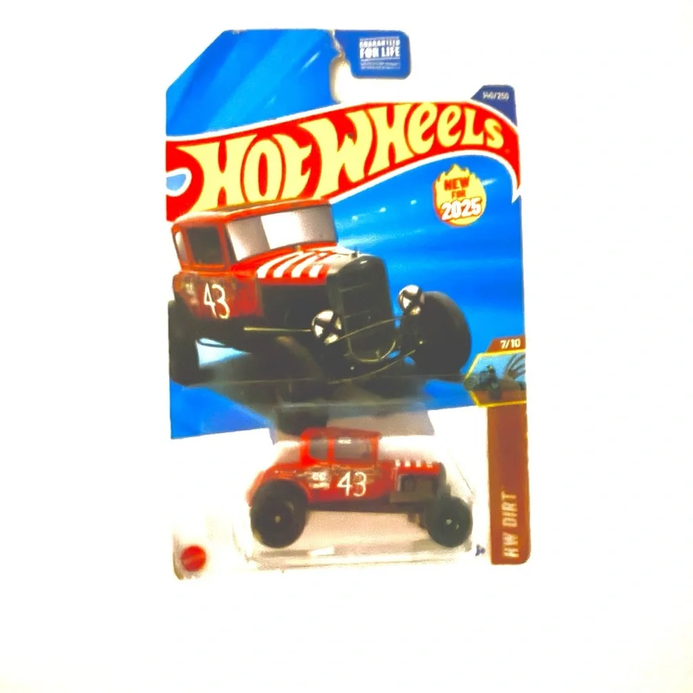 Hot Wheels 1/64 Ford Model A‎ Custom 31/Number 43 Red White HW Dirt Diecast Car